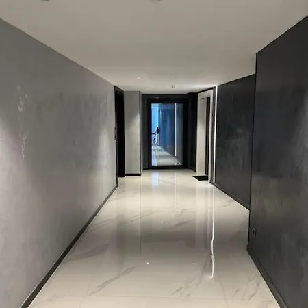 Daire Luxury Sea-view 1 Bedroom , Monaco Border *